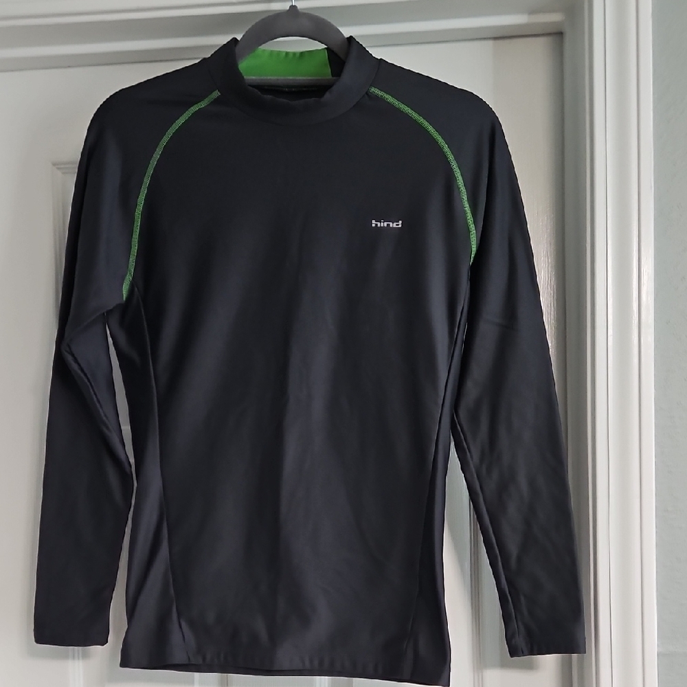 Hind Men's Gray Athletic Shirt Green Trim. Silky Exterior, Insulating Interior